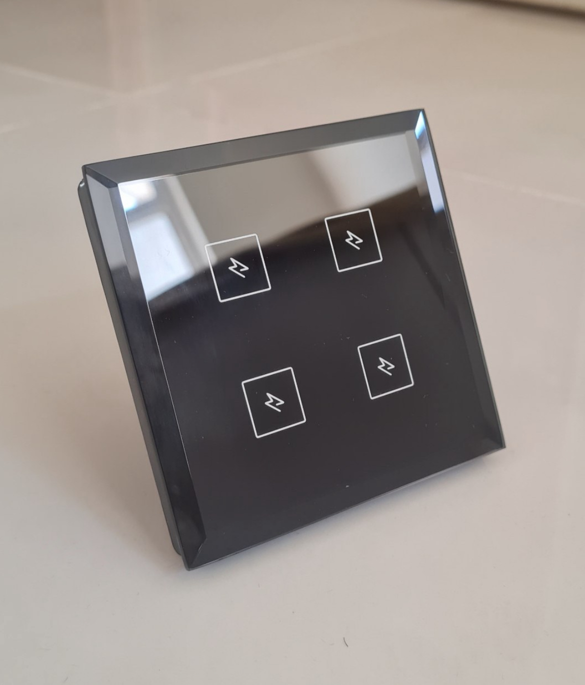 کلید لمسی هوشمند وایفای فرم لس